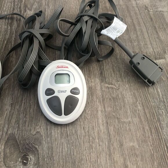 Sunbeam A02-TC-02U2 Model O85KQ Dual Heating Electric Blanket 4-Prong Controller - Picture 2 of 9